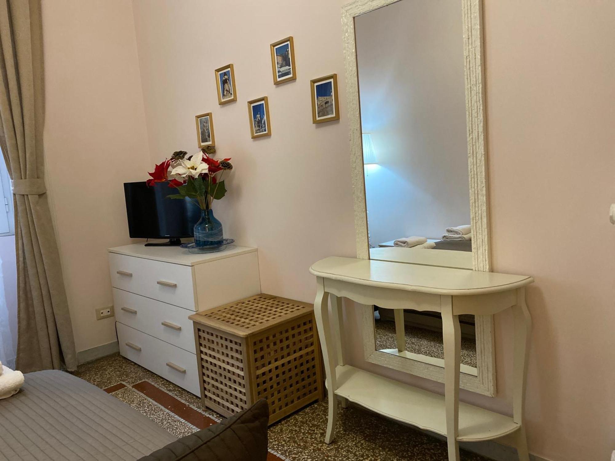 Apartment Emi House Re Di , Intero - 80 Mq Rome