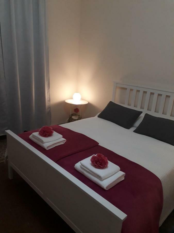 Apartment Emi House Re Di , Intero - 80 Mq *